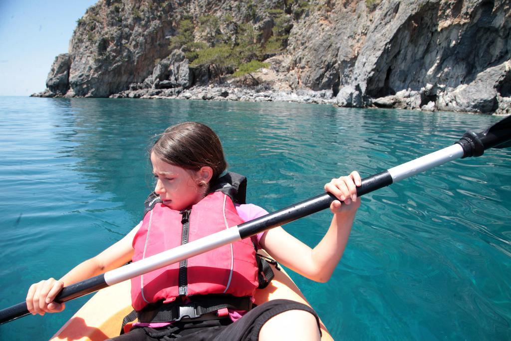 Paralia Guest House Αγία Ρουμέλη Εξωτερικό φωτογραφία