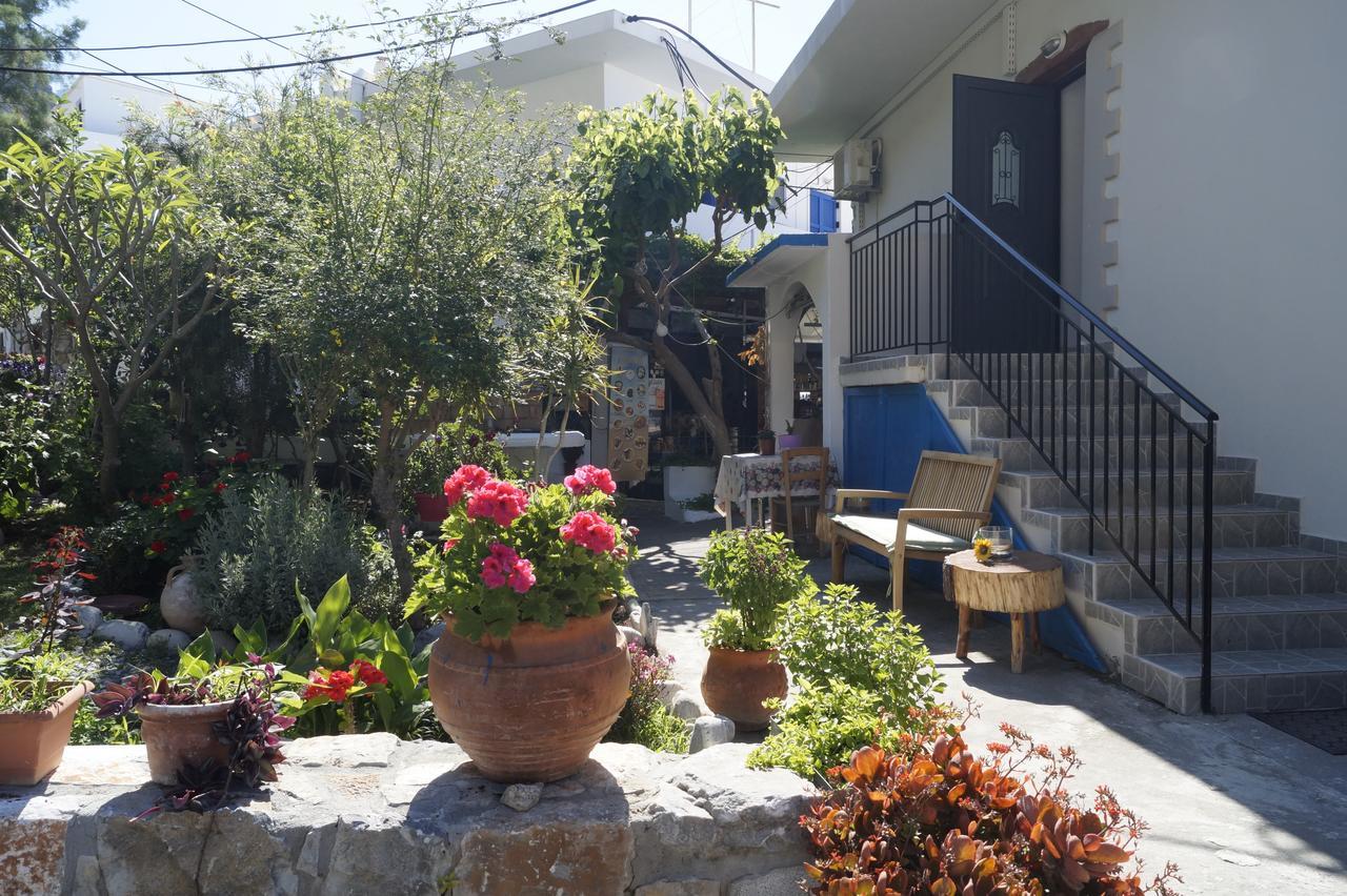 Paralia Guest House Αγία Ρουμέλη Εξωτερικό φωτογραφία