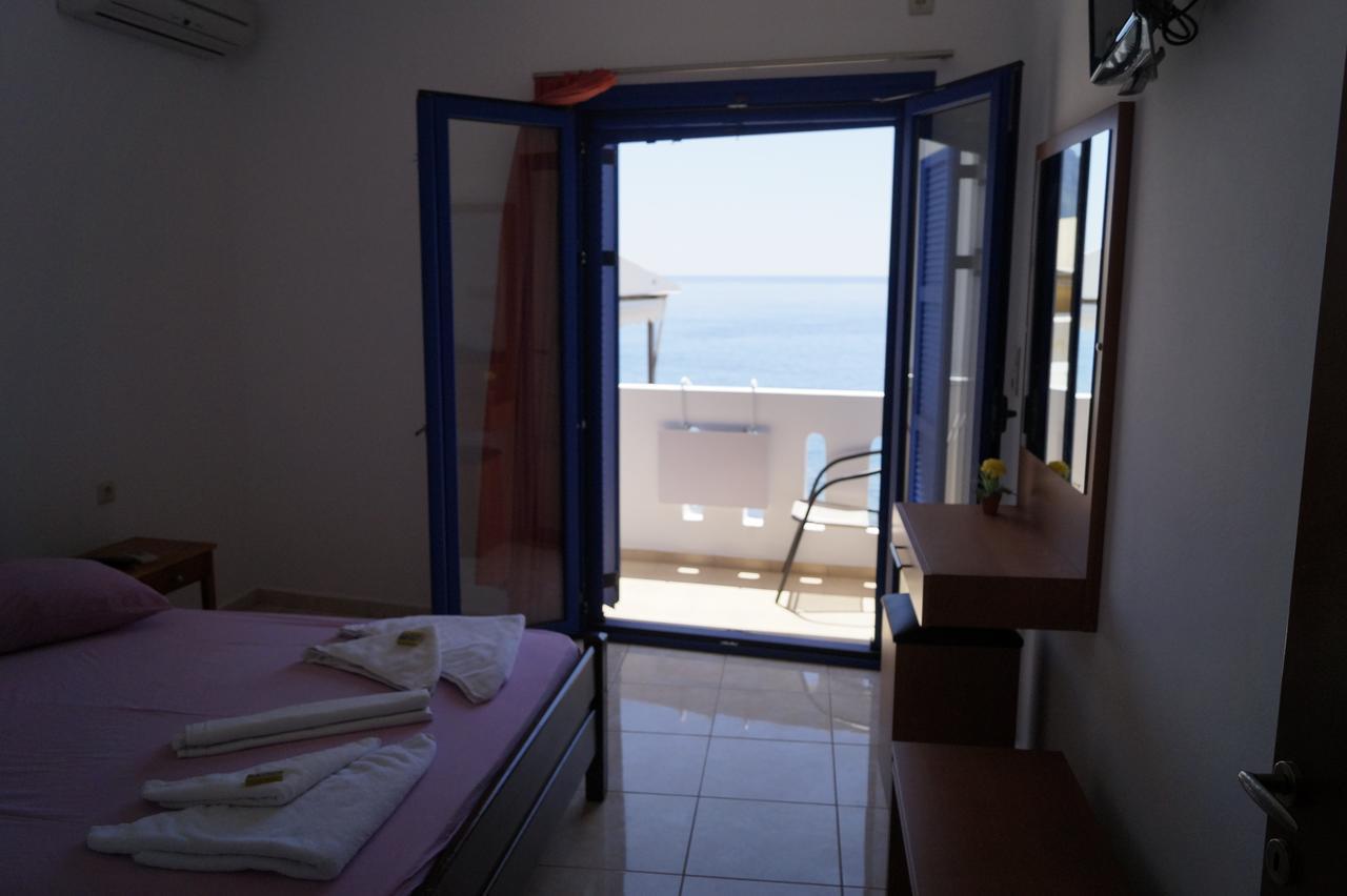 Paralia Guest House Αγία Ρουμέλη Εξωτερικό φωτογραφία
