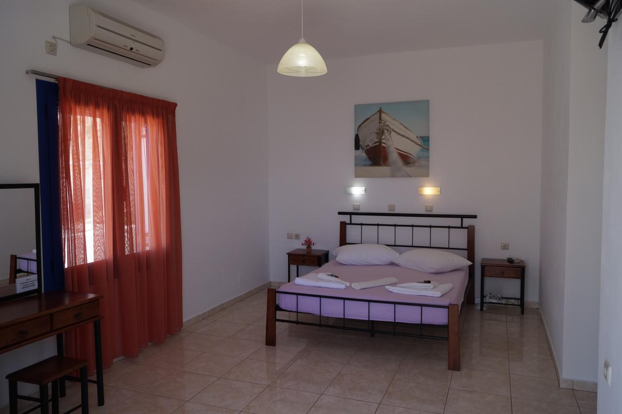 Paralia Guest House Αγία Ρουμέλη Εξωτερικό φωτογραφία